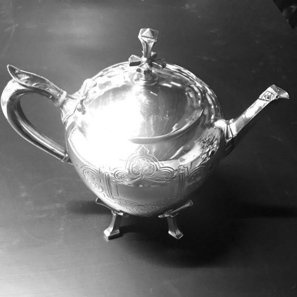 Antique Barbour Silver Co. Teapot - Picture 1 of 16